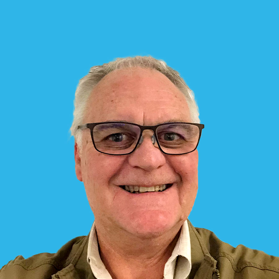craig-redden-portrait a portrait of Craig Redden on a blue background